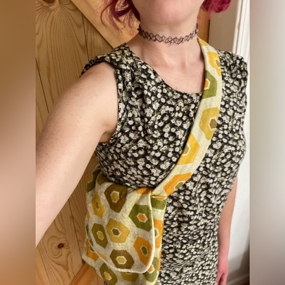 Vintage Amazing Mod Retro 70’s Knit Bag Yellow Orange Green Purse - Picture 5 of 9